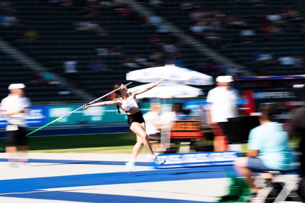 Lea Wipper (Sportclub Magdeburg) im Speerwurf waehrend der deutschen Leichtathletik-Meisterschaften im Olympiastadion am 26.06.2022 in Berlin